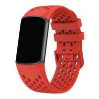 brățară din silicon perforată pentru Fitbit Charge 5 și 6 - Roșie