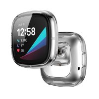Husă de protecție pentru Fitbit Versa 3 și Sense - Transparentă