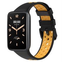 Curea din silicon cu găuri pentru Xiaomi Smart Band 7 Pro - Negru galben