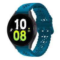 Curea din silicon eses cu găuri și model pentru Samsung Galaxy Watch 4, 5, 6, 7 - Albastru turcoaz, 20 mm