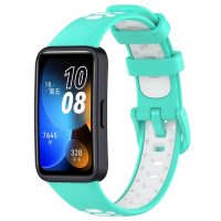 eses Brățară perforată din silicon pentru Huawei Band 8, 9 și 10 - Verde deschis