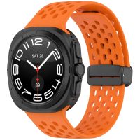 Brățară din silicon perforată cu cataramă magnetică pentru Samsung Galaxy Watch Ultra 47 mm - Portocalie