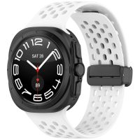 Brățară din silicon perforată cu cataramă magnetică pentru Samsung Galaxy Watch Ultra 47 mm - Alb