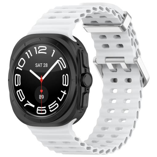 Foto - Brățară din silicon perforată cu cataramă magnetică pentru Samsung Galaxy Watch Ultra 47 mm - Alb